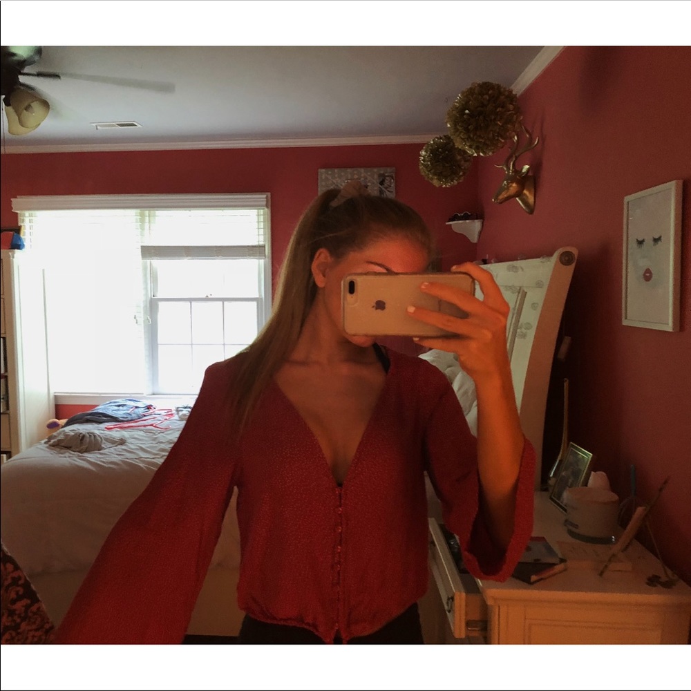 SOLD: AE flowy polka-dot blouse